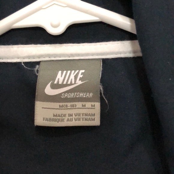 Jacket. Light jacket - Picture 4 of 5